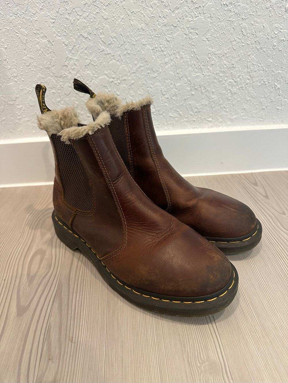 Doc Martens Boots Women 9 Brown Chelsea Faux Fur 2976 Leonore Pull On Docs Fall